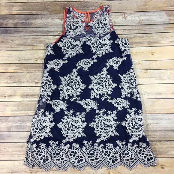 Taylor & Sage | Dresses | Taylor Sage Lace Shift Dress | Poshmark
